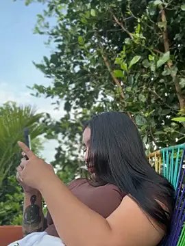 Pretty Isadora online show from 09.13.25