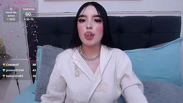 Snapshot of Lyane_xx chatting on 12.05.24 Lyane xx online show from 12.05.24