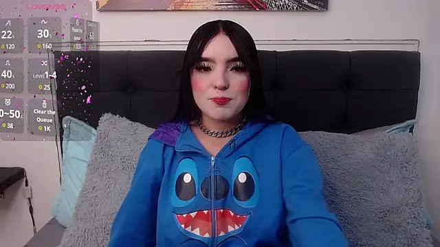 Snapshot of Lyane_xx chatting on 01.25.25 Lyane xx online show from 01.25.25