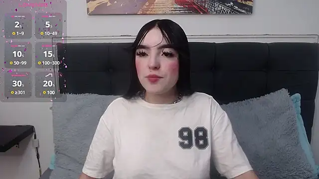 Snapshot of Lyane_xx chatting on 01.30.25 Lyane xx online show from 01.30.25