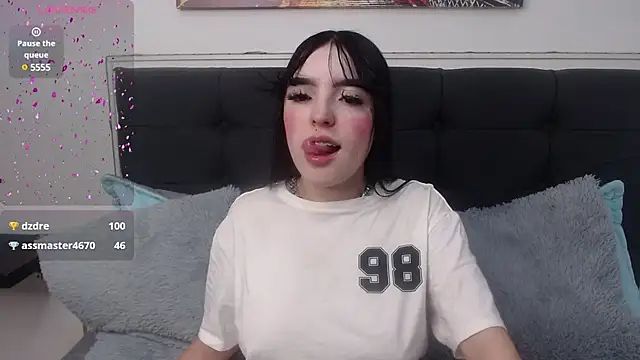 Snapshot of Lyane_xx chatting on 01.30.25 Lyane xx online show from 01.30.25