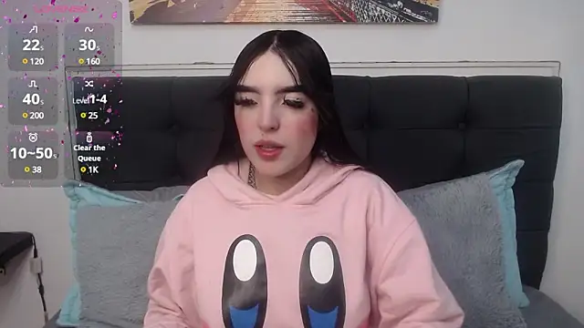 Snapshot of Lyane_xx chatting on 01.31.25 Lyane xx online show from 01.31.25