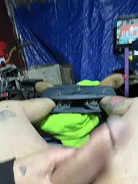 Snapshot of joeycbigcock chatting on 03.06.26 joeycbigcock online show from 03.06.26