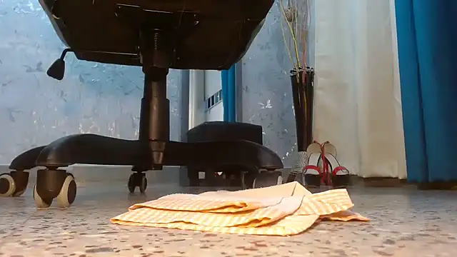 Samantabrown  online show from 11.11.25