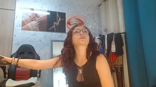 Samantabrown  online show from 06.15.26