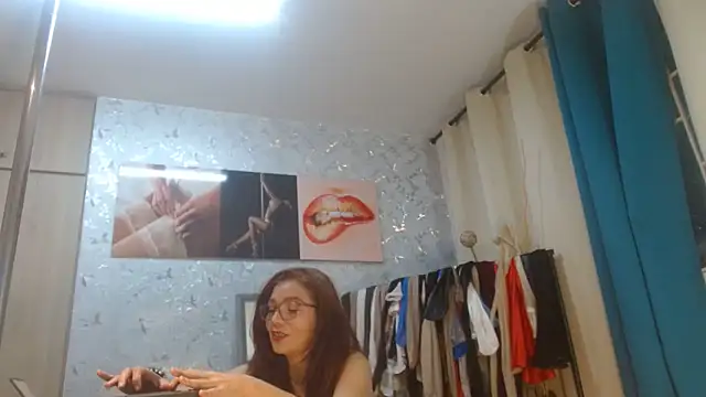 Samantabrown  online show from 06.16.26