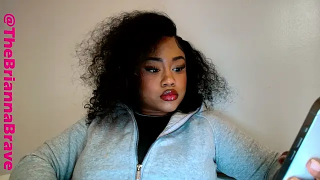 Snapshot of BriannaBrave chatting on 12.19.25 BriannaBrave online show from 12.19.25