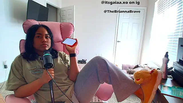 BriannaBrave online show from 02.13.26