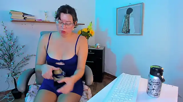 Chanelll Taylorr  online show from 08.06.26