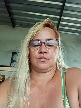 Snapshot of natally_ross21 chatting on 01.07.25 natally ross21 online show from 01.07.25