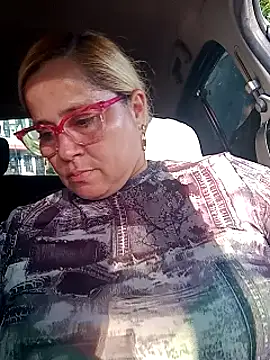 Snapshot of natally_ross21 chatting on 02.01.25 natally ross21 online show from 02.01.25