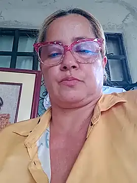 Snapshot of natally_ross21 chatting on 02.11.25 natally ross21 online show from 02.11.25