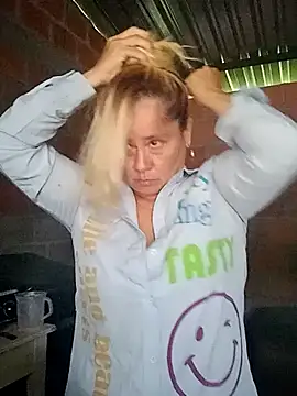 Snapshot of natally_ross21 chatting on 02.27.25 natally ross21 online show from 02.27.25