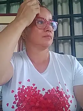 Snapshot of natally_ross21 chatting on 03.11.25 natally ross21 online show from 03.11.25