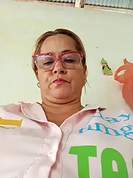 Snapshot of natally_ross21 chatting on 03.17.25 natally ross21 online show from 03.17.25