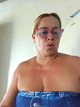 Snapshot of natally_ross21 chatting on 03.21.25 natally ross21 online show from 03.21.25