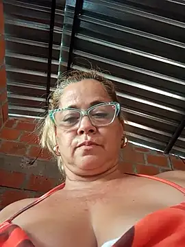 Snapshot of natally_ross21 chatting on 09.13.25 natally ross21 online show from 09.13.25