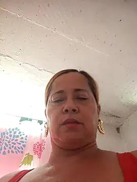 Snapshot of natally_ross21 chatting on 09.24.25 natally ross21 online show from 09.24.25