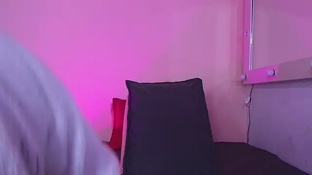 kendal rossi online show from 09.19.25