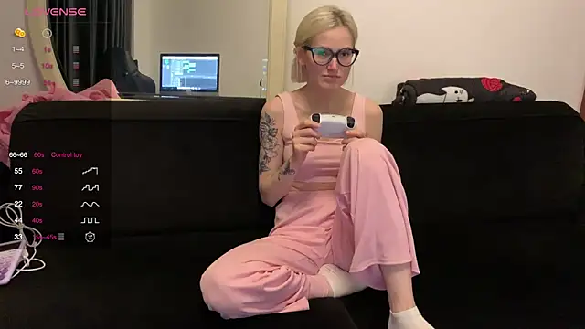 Sexy Sweets online show from 10.06.25