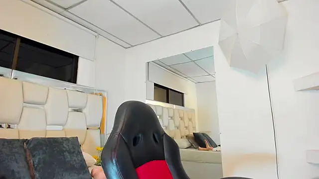 Naomi-Haruno online show from 01.24.25