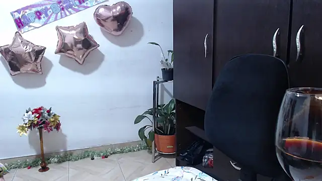 Zoe--khalL online show from 12.23.25