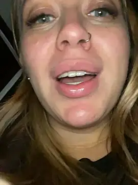 Snapshot of Sweet___Emily chatting on 01.18.25 Sweet Emily online show from 01.18.25