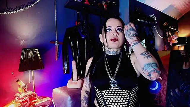 MorganaCrowley online show from 09.26.25