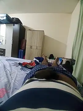 Snapshot of sexymallusexymale chatting on 02.26.25 sexymallusexymale online show from 02.26.25