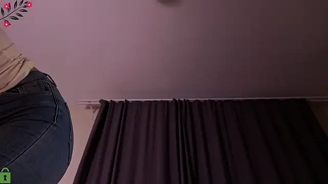 Eva Natsumi online show from 05.06.26