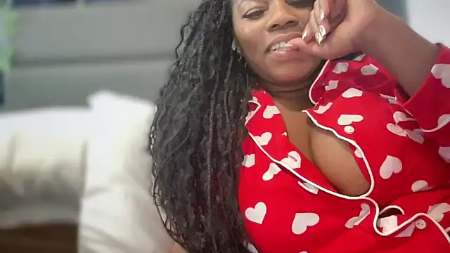 selena42 online show from 02.10.26