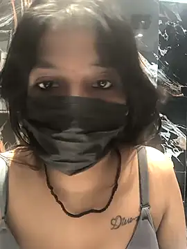 Snapshot of SEXY_MAYA__ chatting on 09.19.25 SEXY MAYA   online show from 09.19.25