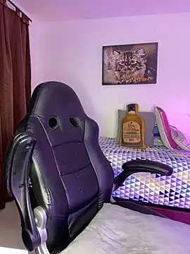 Snapshot of danny_42027 chatting on 01.22.25 danny 42027 online show from 01.22.25