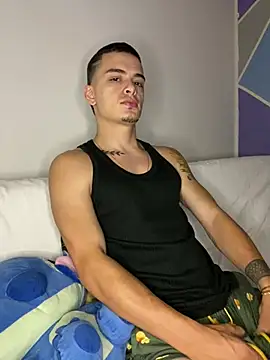 Snapshot of danny_42027 chatting on 02.23.25 danny 42027 online show from 02.23.25