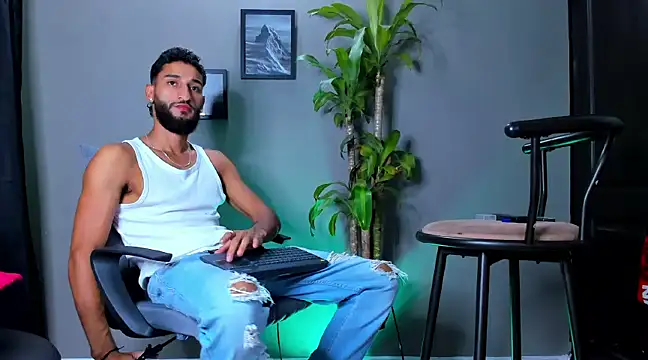 Damian 022 online show from 01.08.25