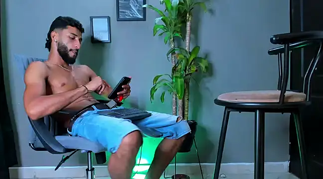 Damian 022 online show from 01.24.25