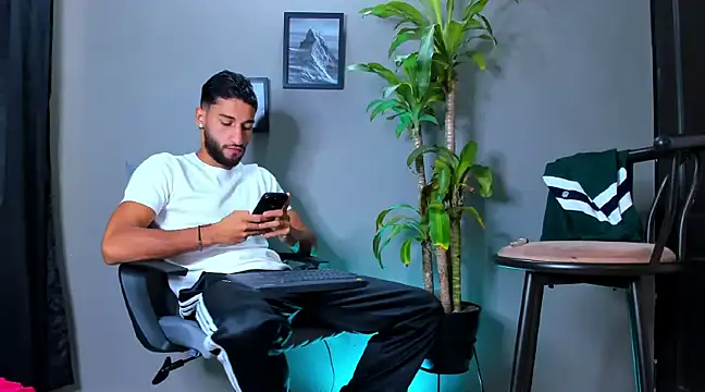 Damian 022 online show from 02.19.25