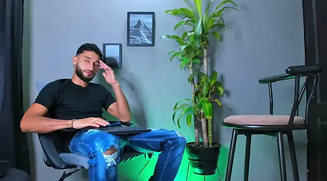 Damian 022 online show from 02.22.25