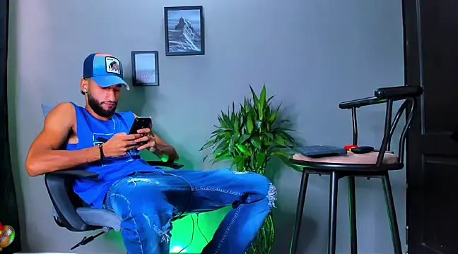 Damian 022 online show from 03.12.25