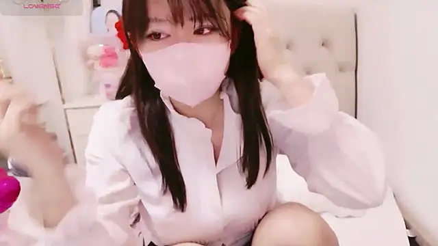 maii- online show from 08.06.26