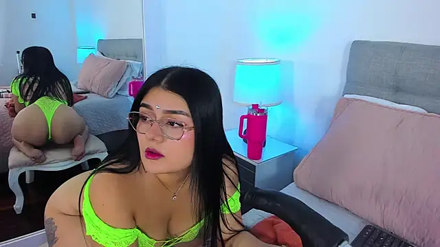 Snapshot of Samantha__Vega chatting on 07.14.26 Samantha Vega online show from 07.14.26