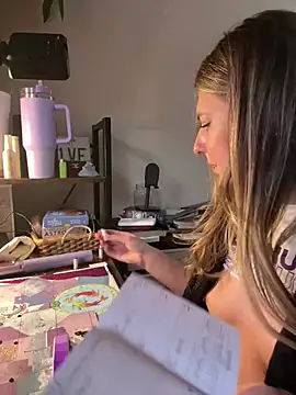 Snapshot of sophielove888 chatting on 03.12.25 sophielove888 online show from 03.12.25