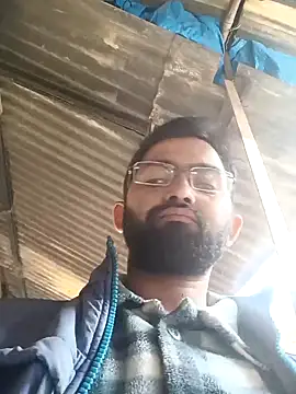 Snapshot of sagarghai07 chatting on 11.18.25 sagarghai07 online show from 11.18.25