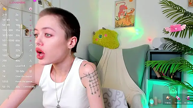 Snapshot of PamelaYong chatting on 01.31.25 PamelaYong online show from 01.31.25