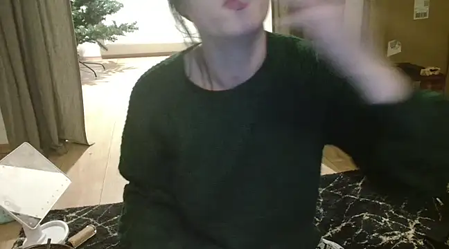 Snapshot of Jasmin-White chatting on 12.04.24 Jasmin-White online show from 12.04.24