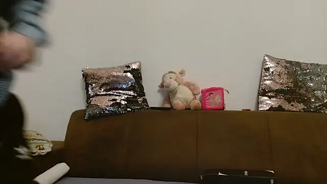 Snapshot of Jasmin-White chatting on 02.03.25 Jasmin-White online show from 02.03.25