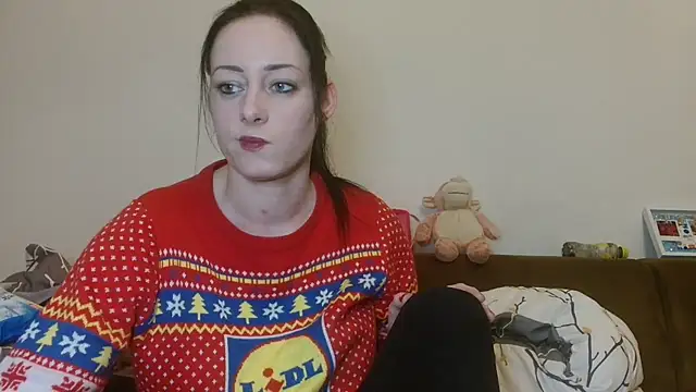 Snapshot of Jasmin-White chatting on 02.07.25 Jasmin-White online show from 02.07.25