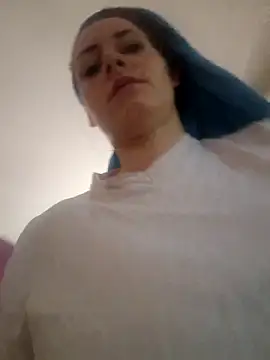 Snapshot of Jasmin-White chatting on 02.18.25 Jasmin-White online show from 02.18.25