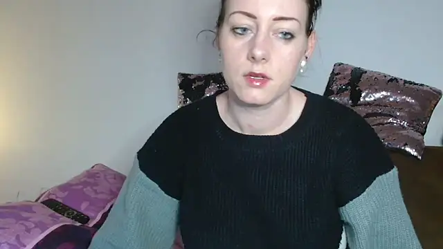 Snapshot of Jasmin-White chatting on 03.20.25 Jasmin-White online show from 03.20.25