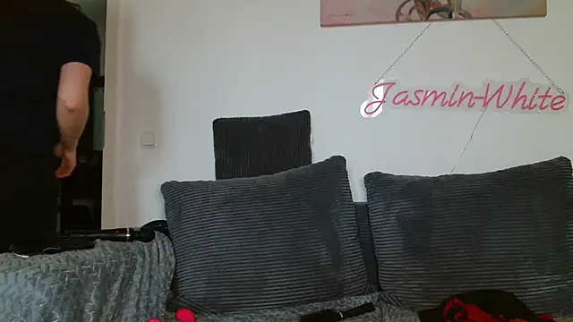 Jasmin-White online show from 05.06.26